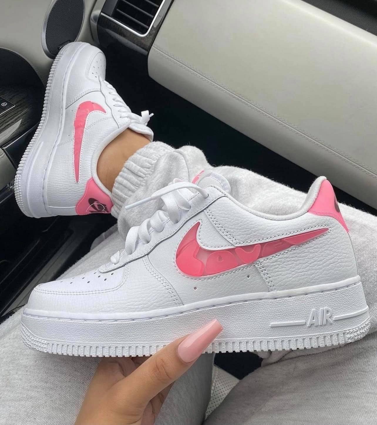 airforce 1 love for all